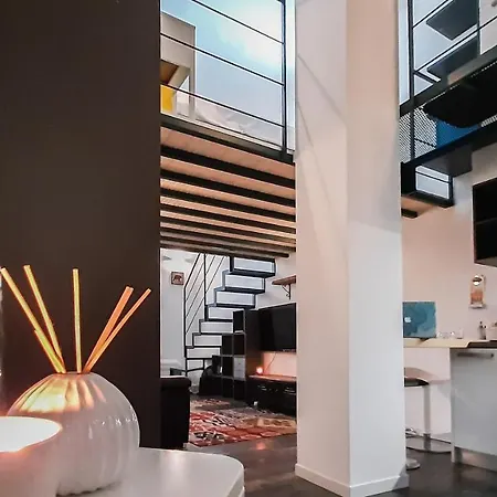 Altido Stylish Loft For 4 In Famous Navigli District Apartment