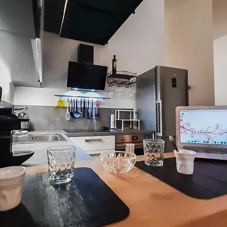 Altido Stylish Loft For 4 In Famous Navigli District Apartment