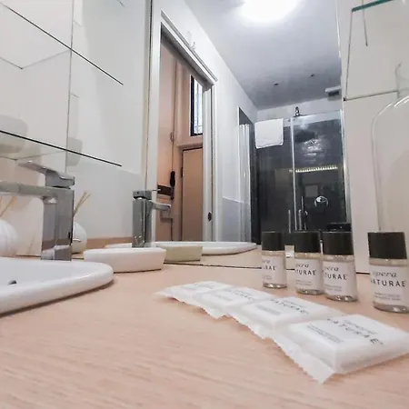 Altido Stylish Loft For 4 In Famous Navigli District *