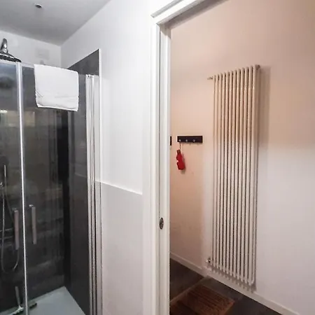 Altido Stylish Loft For 4 In Famous Navigli District Milan
